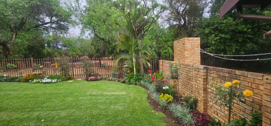 3 Bedroom Property for Sale in Safari Gardens North West